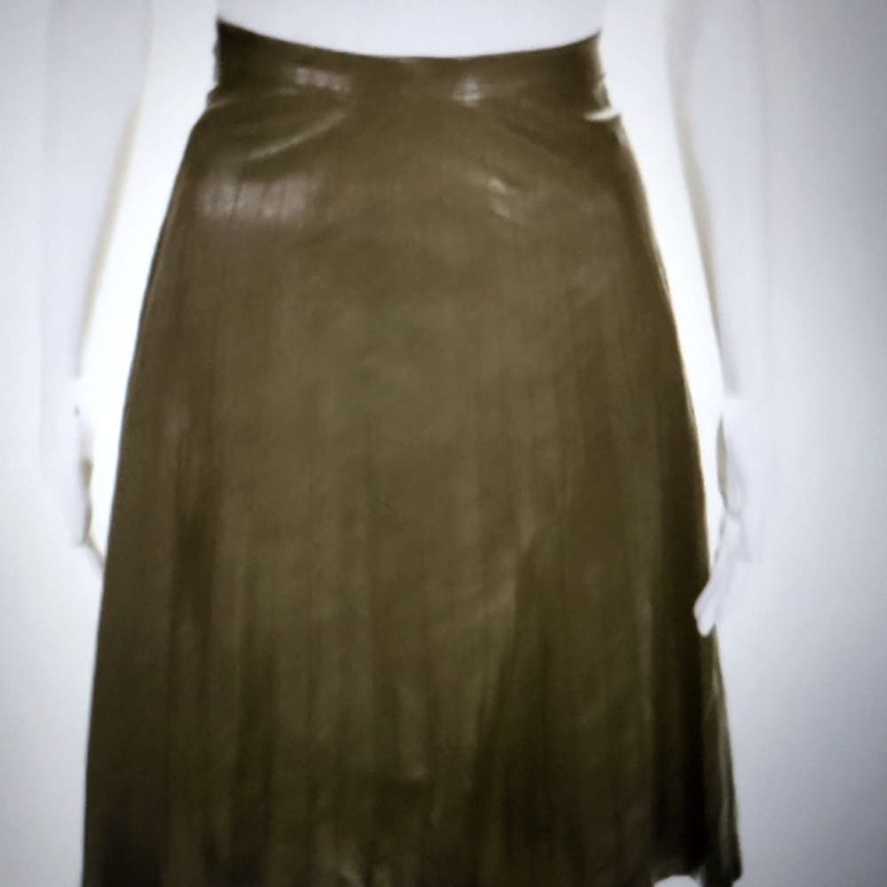 Banana republic faux leather midi skirt size 4
